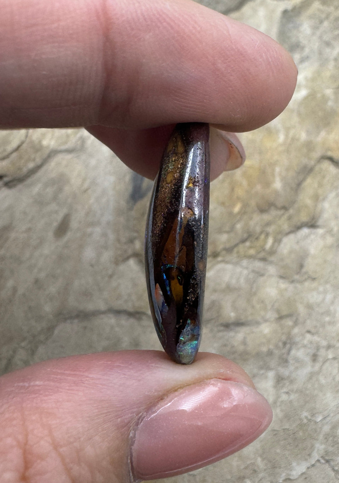 Natural Boulder Opal with lots of fire 29.15 carats - Opal