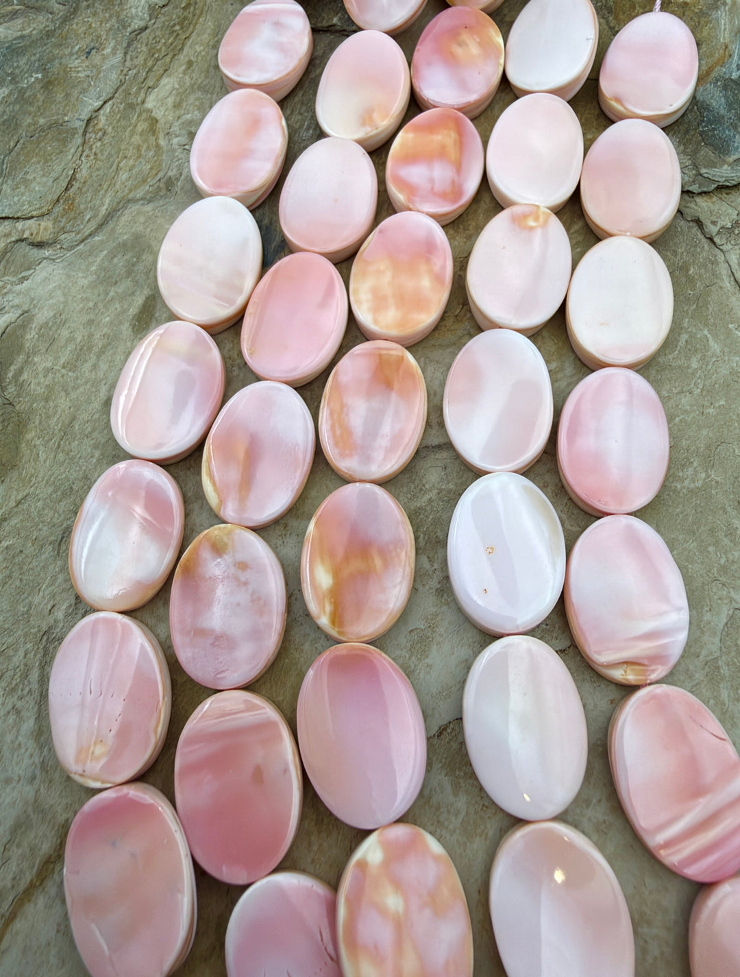 Natural Pink Queen Conch Shell BIG Oval Beads 15x20mm