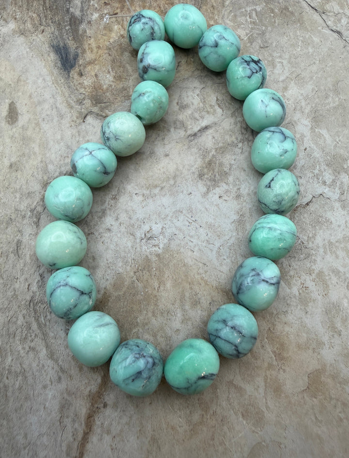 Nevada Variscite (Spiderweb) Smooth Rounded Nuggets 10-11mm