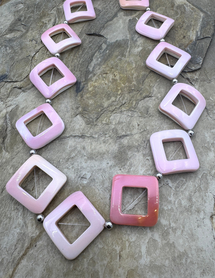 Pink Queen Conch Shell 27mm Diamond Shaped Bead Strand 16