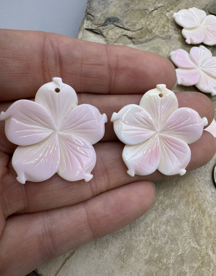 Pink Queen Conch Shell 30mm Carved Flower Earring Bead Pair