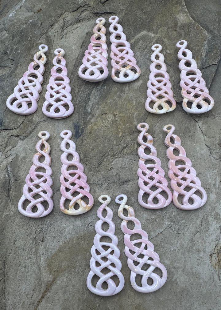 Pink Queen Conch Shell Carved Earring Bead Pairs 8x50mm