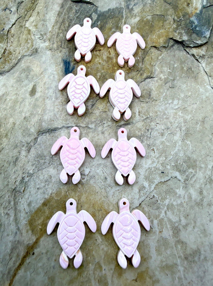 Pink Queen Conch Shell Carved Turtle Bead Pairs 20x25mm
