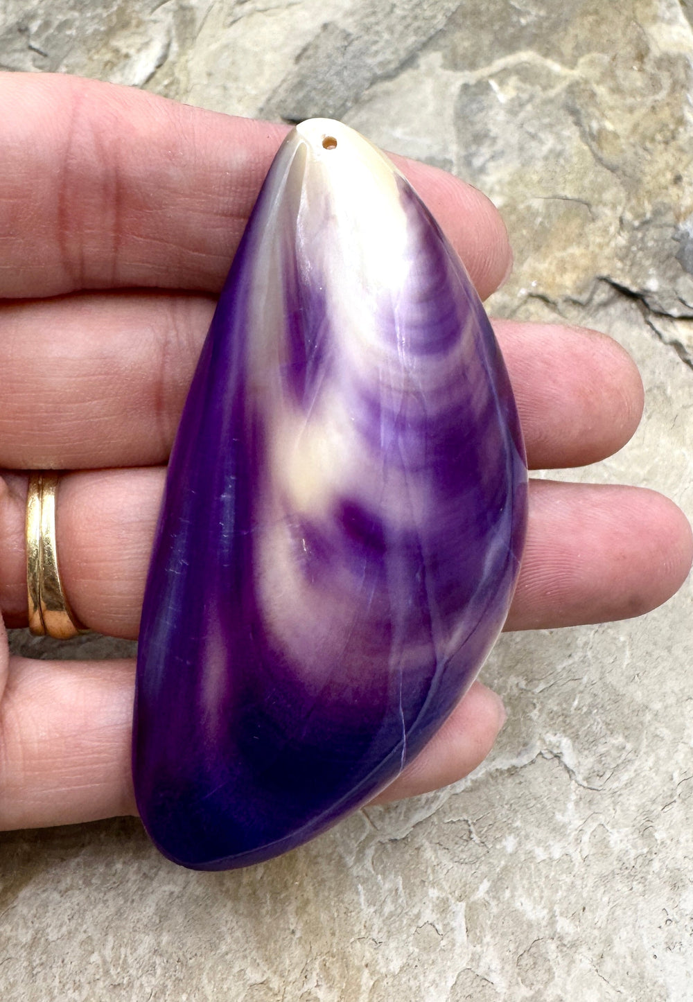 Purple Wampum/Quahog Shell Natural BIG Shell Pendant