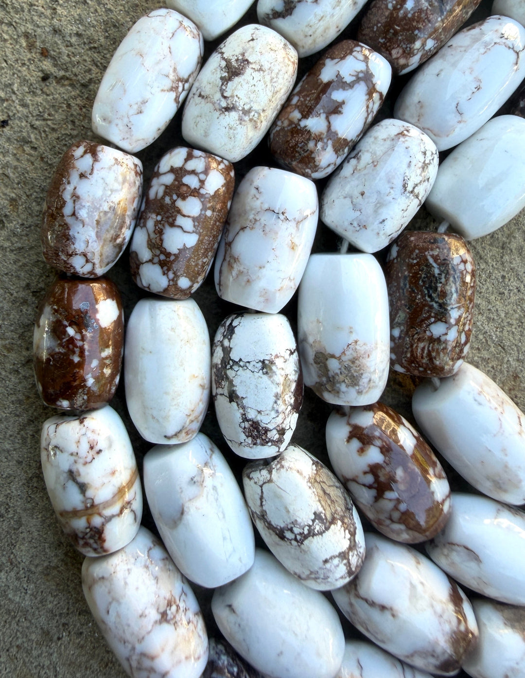 RARE AA+ Arizona Wild Horse BIG Barrel Beads 9x15mm ONE 16