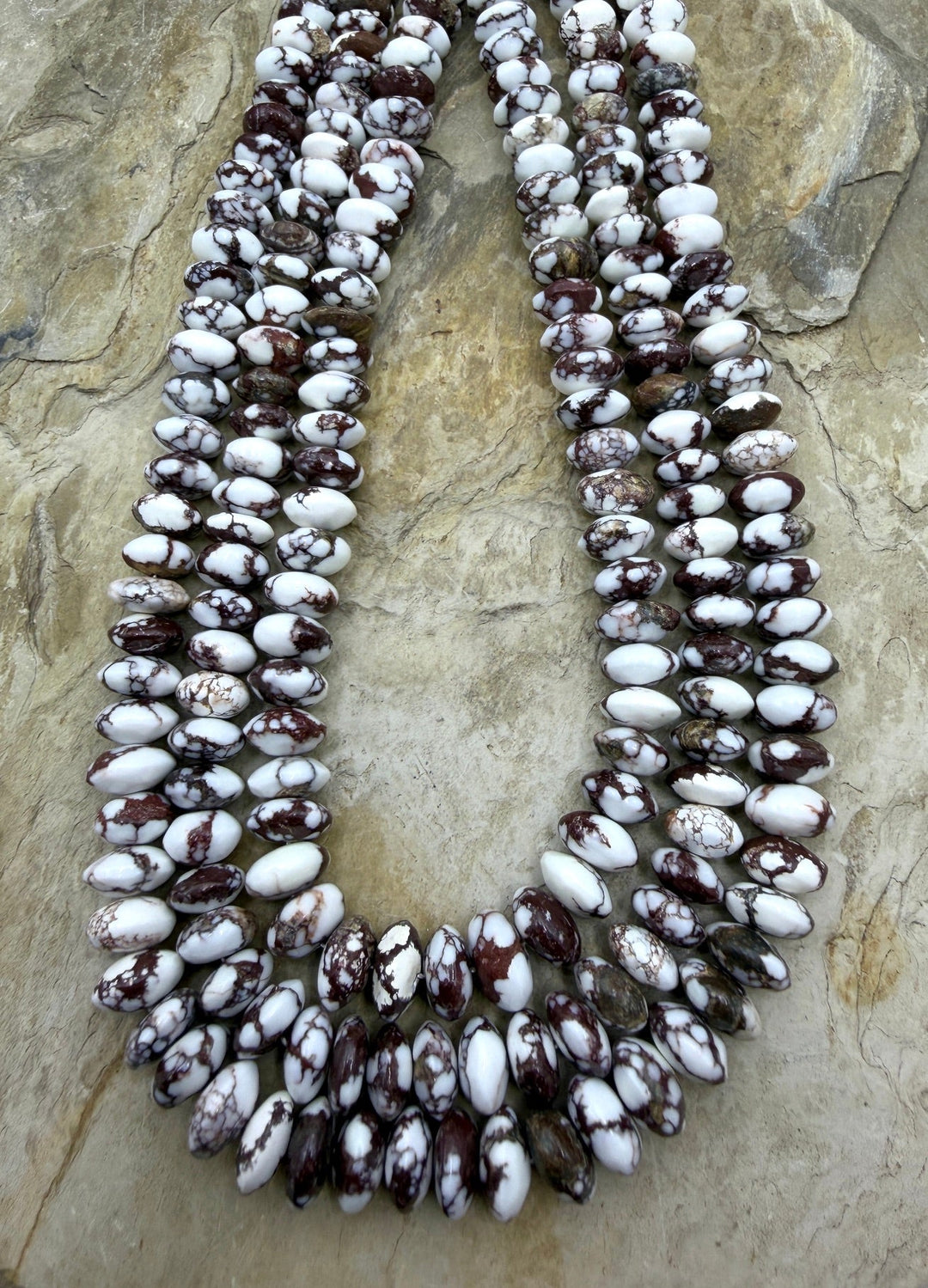 RARE AAA+ Arizona Wild Horse Saucer 10mm Beads ONE 18 inch