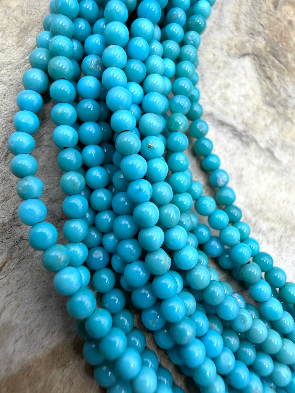 RARE AAA+ Blue Ridge Turquoise (Nevada) 2.5mm Round Beads
