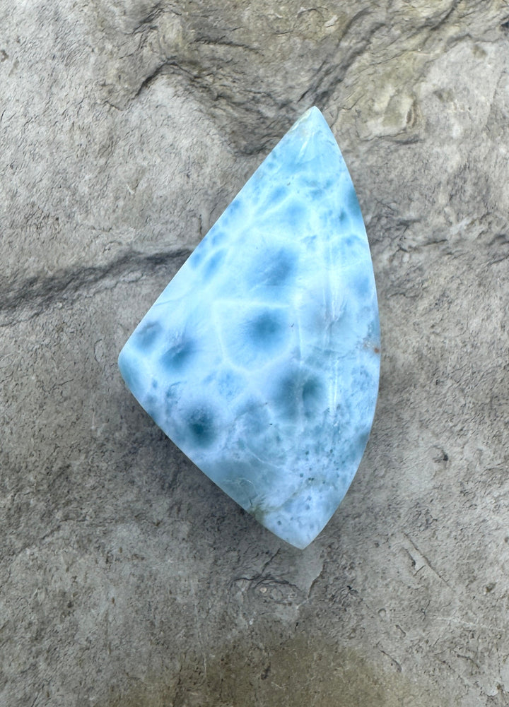 RARE AAA+ Larimar Cabochon 16x27x8mm (domed back) - Larimar