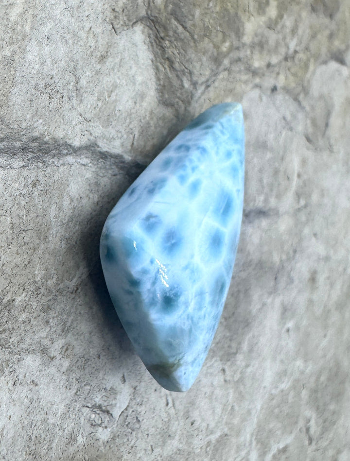 RARE AAA+ Larimar Cabochon 16x27x8mm (domed back) - Larimar