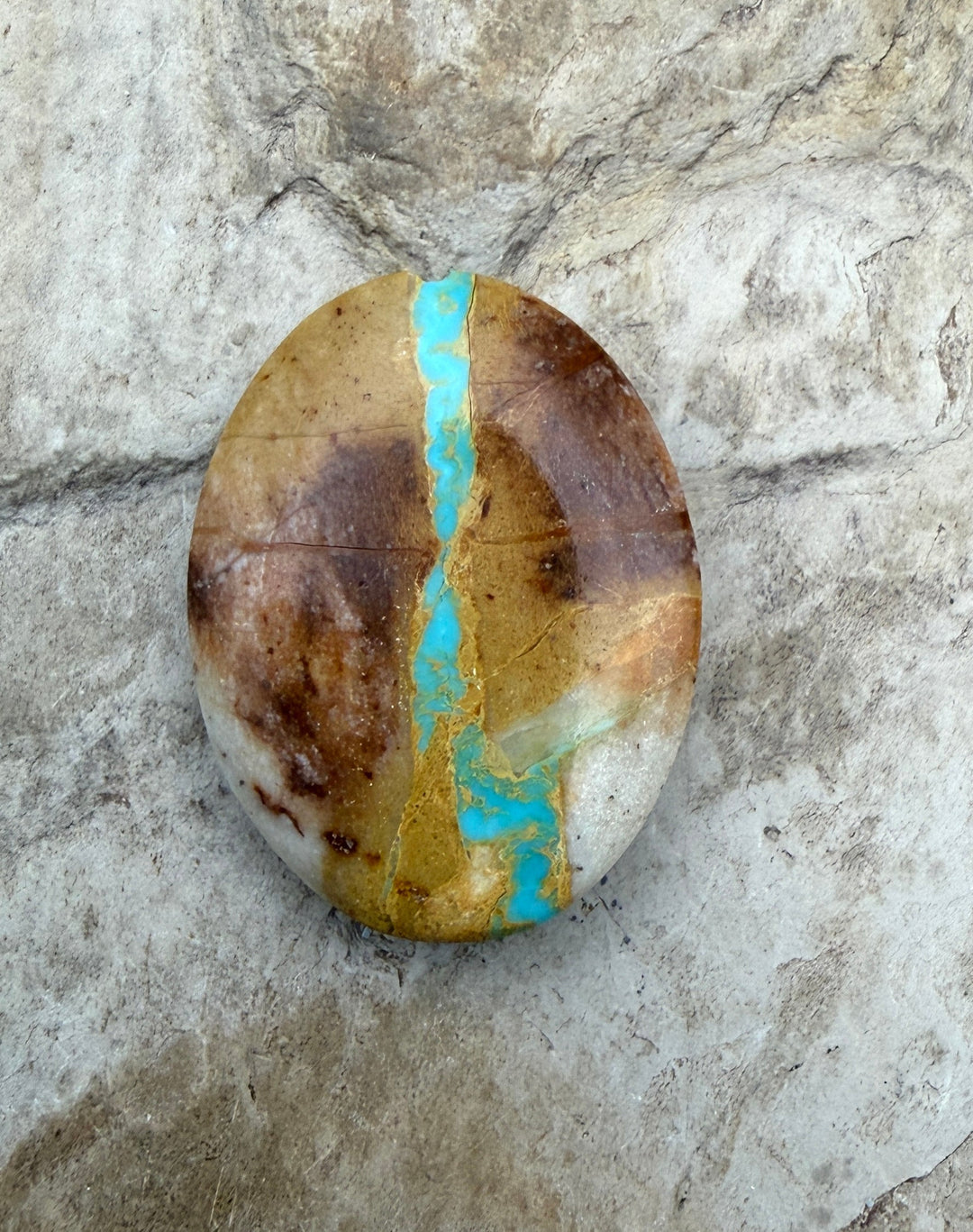 RARE AAA+ Royston Ribbon Turquoise (NV) 23x30mm Oval Focal