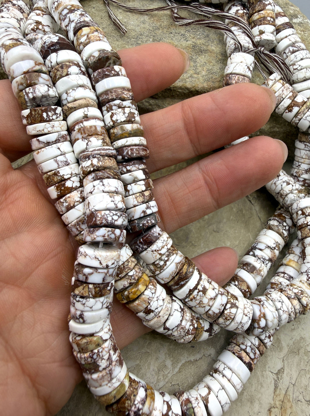 RARE Arizona Wild Horse Handcut BIG 10mm Heishi Beads 16