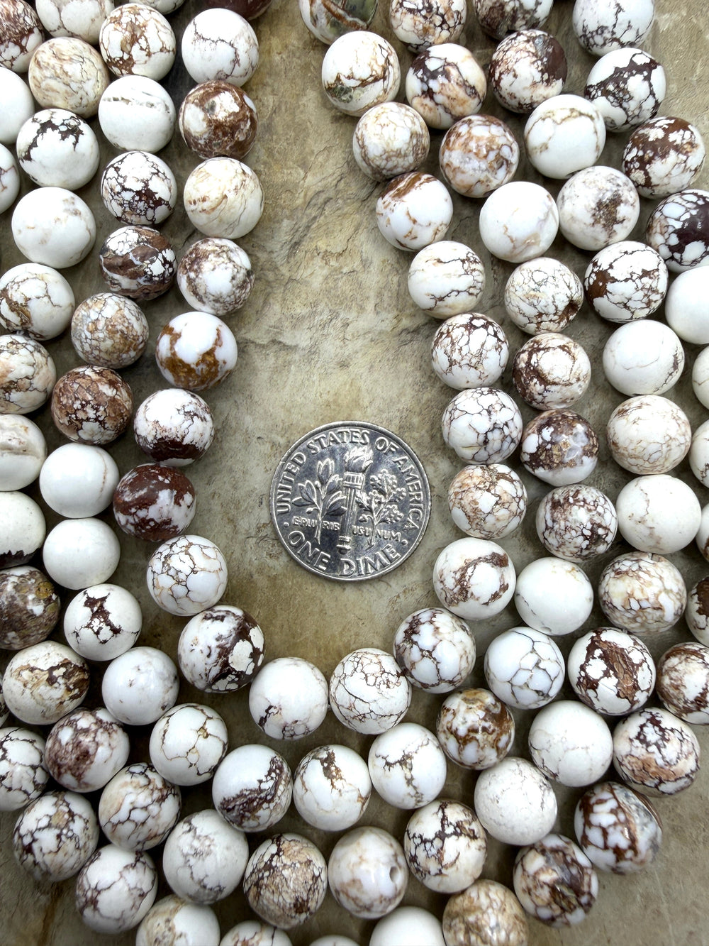RARE Arizona Wild Horse Handcut Round 8mm 16 Inch Strand
