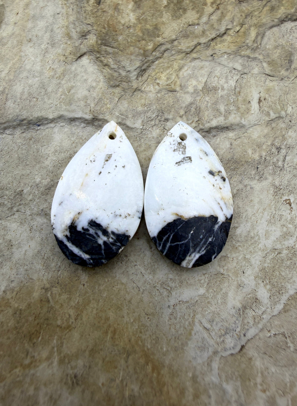 RARE High Quality White Buffalo (Nevada) Matching Earring