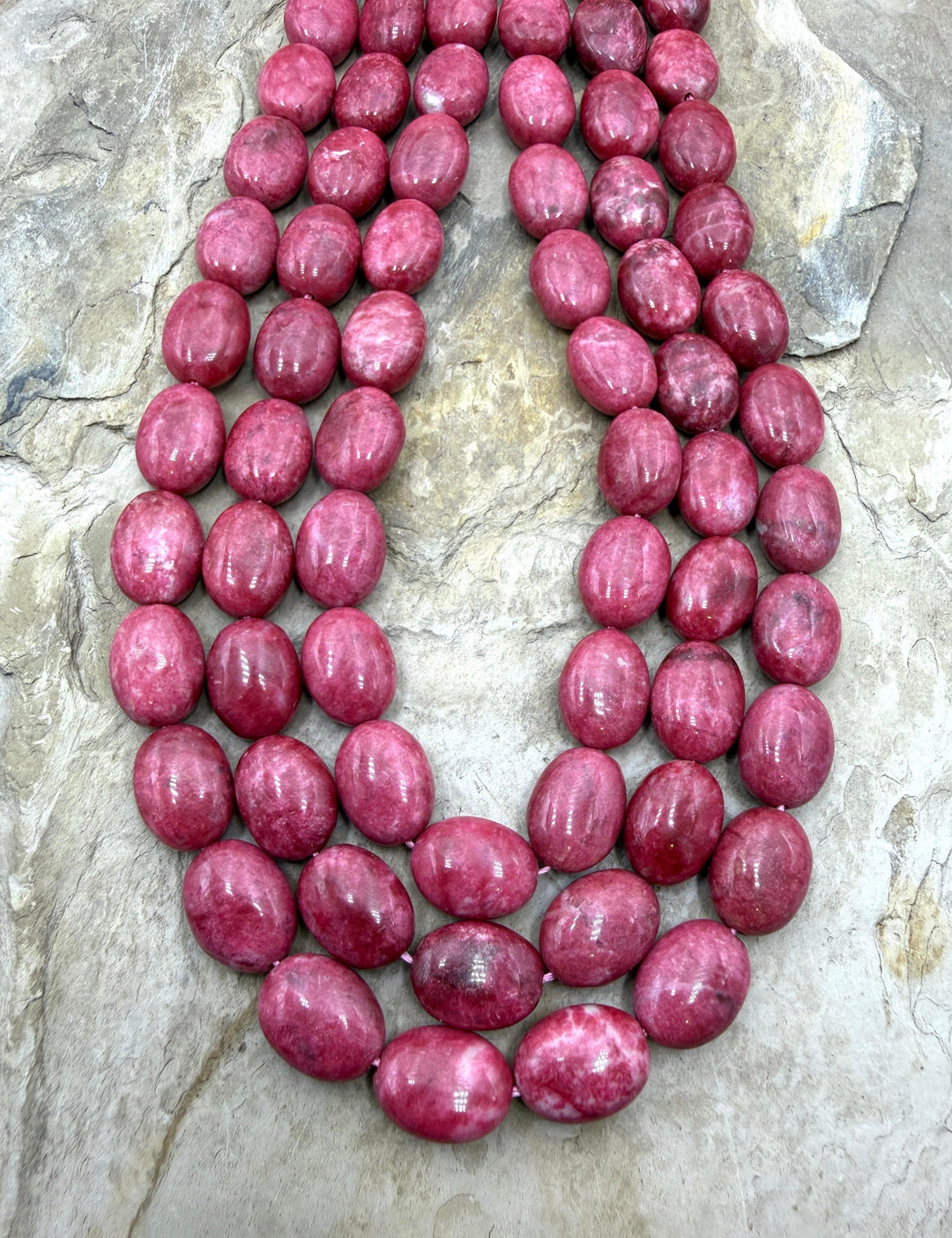 RARE Natural Thulite (Norway) 12x16mm Oval Beads 15.5 Inch