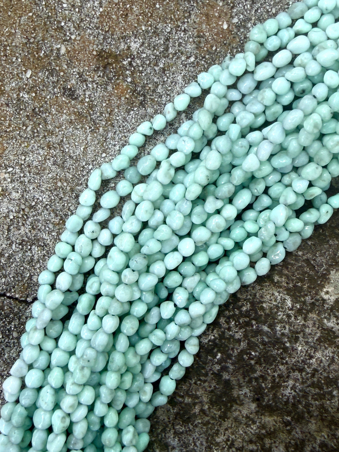 RARE Paloma Variscite (Mexico) 4mm Smooth Rounded Nugget