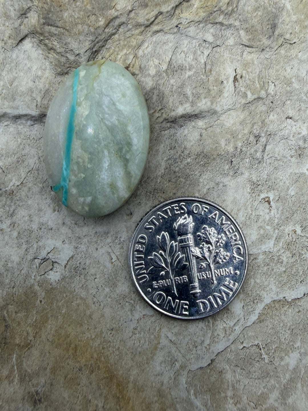 RARE Royston Ribbon Turquoise (NV) 15x24mm Oval Focal Bead