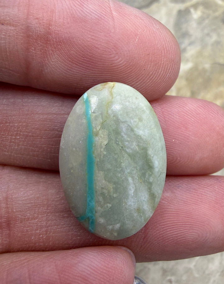 RARE Royston Ribbon Turquoise (NV) 15x24mm Oval Focal Bead