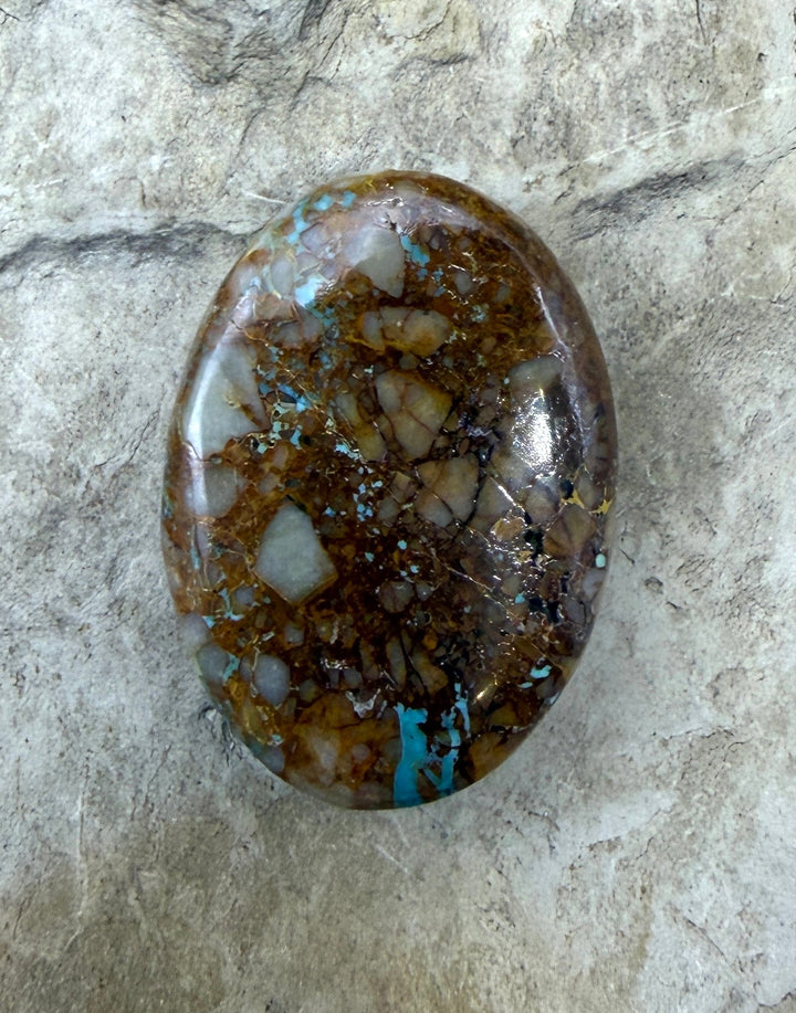 RARE Royston Ribbon Turquoise (NV) 20x28mm Oval Focal Bead