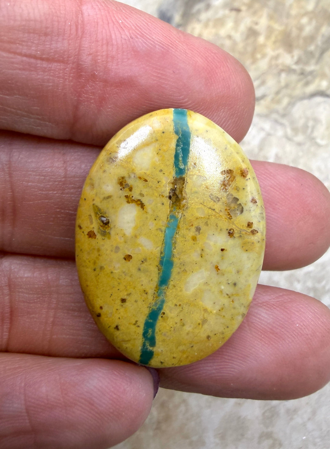 RARE Royston Ribbon Turquoise (NV) 22x30mm Oval Focal Bead