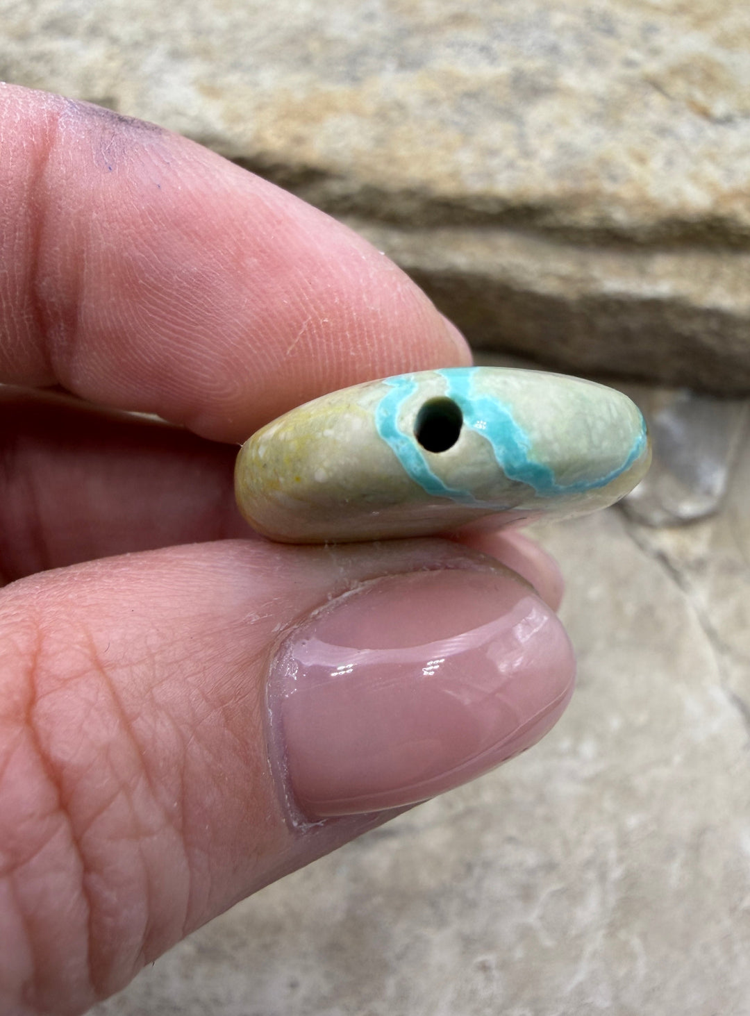 RARE Royston Ribbon Turquoise (NV) 22x30mm Oval Focal Bead