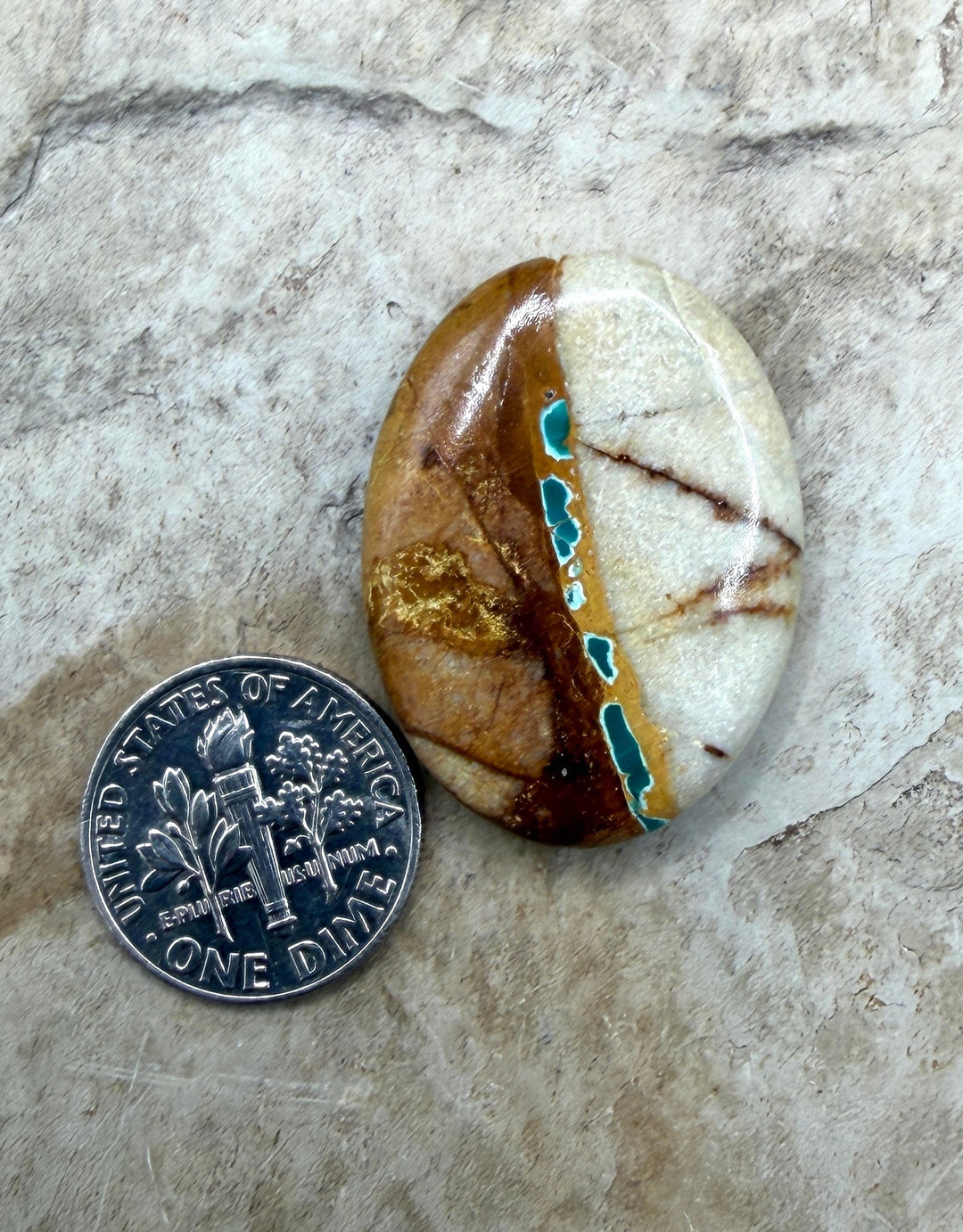 RARE Royston Ribbon Turquoise (NV) 22x30mm Oval Focal Bead
