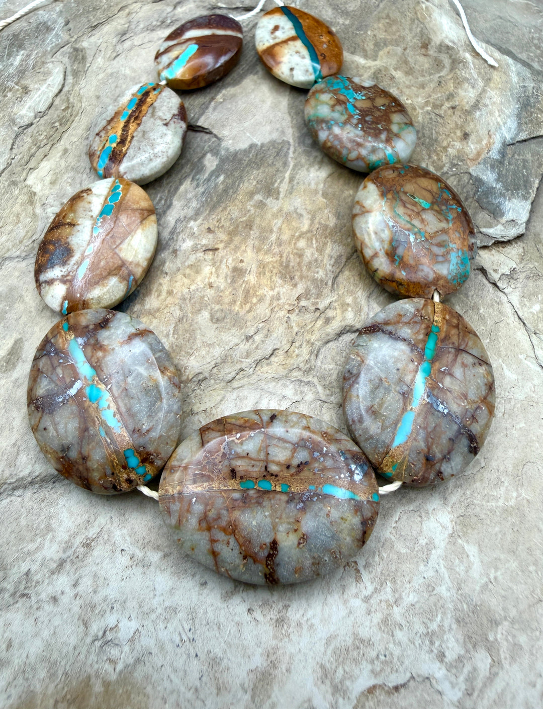 RARE Royston Ribbon Turquoise (NV) Handcut Graduated Oval