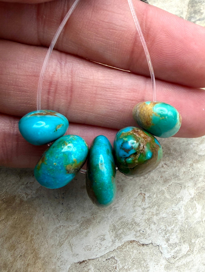Royston Turquoise (Nevada)BIG Graduated Nugget Focal Strand