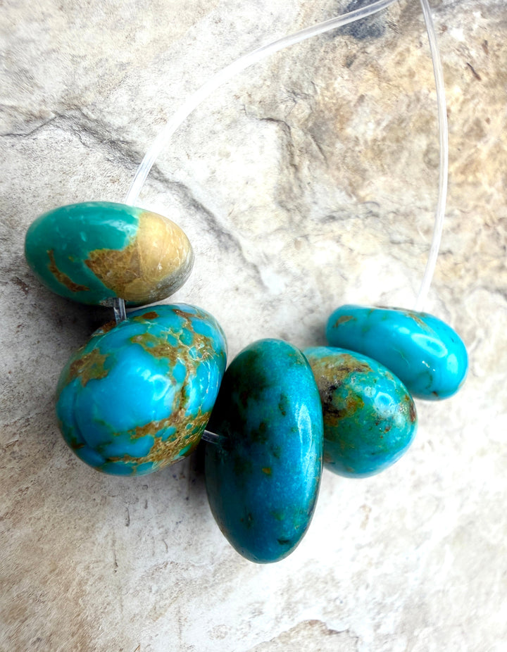Royston Turquoise (Nevada)BIG Graduated Nugget Focal Strand
