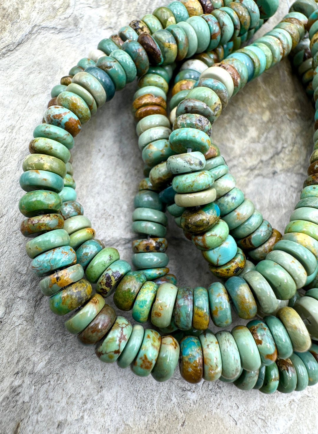 Royston Turquoise (NV) 6mm Button Beads 6 Inch Strand/66 70
