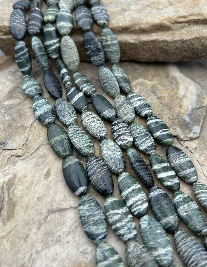 Serpentine (Russia) Flat Oval Beads 12x25mm 16 inch