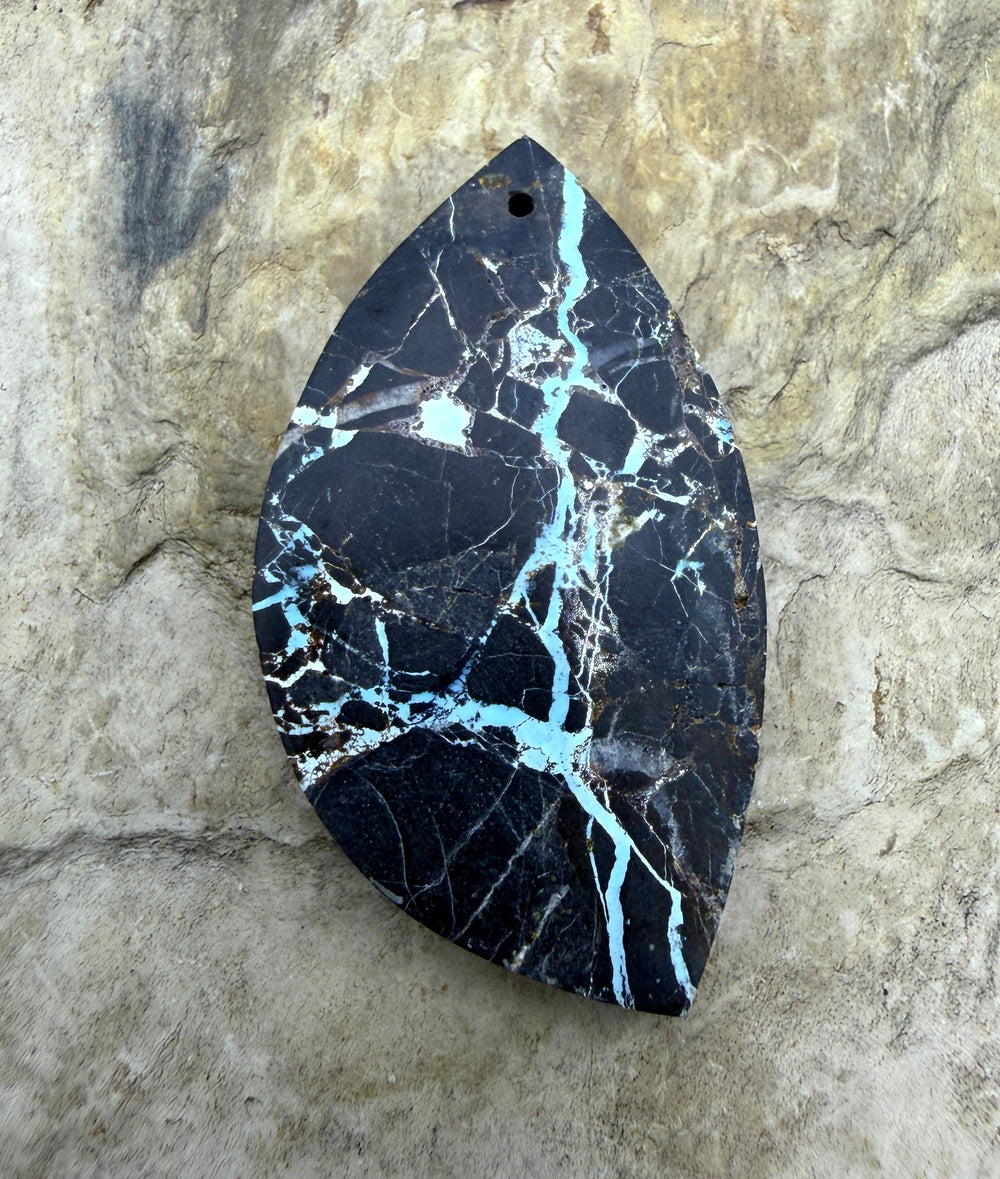 Sierra Nevada Ribbon Turquoise (Nevada) Focal Pendant Bead