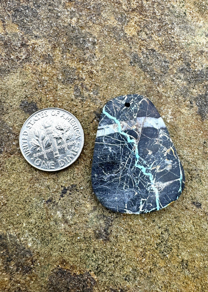 Sierra Nevada Ribbon Turquoise (Nevada) Focal Pendant Bead