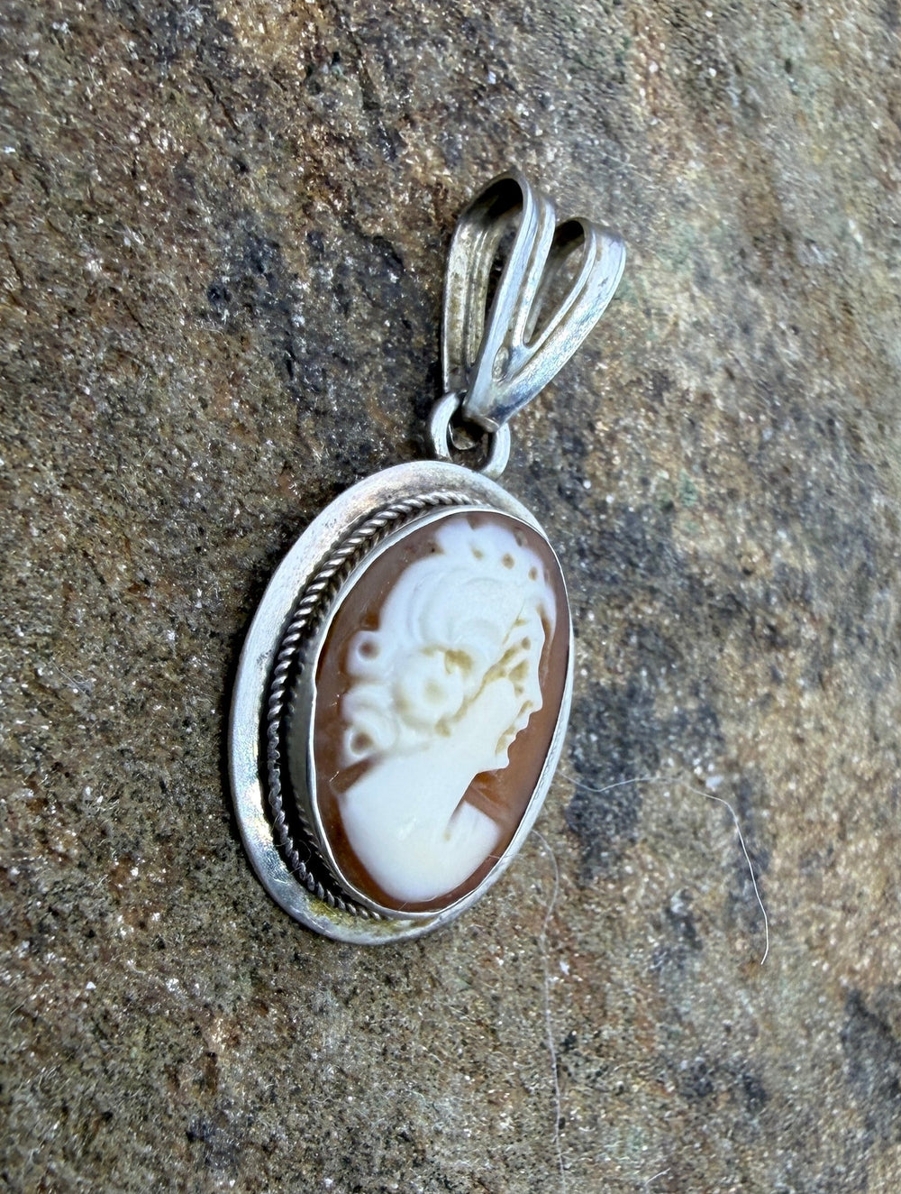 Sterling Silver Small Shell Cameo Pendant 13x28mm - Jewelry