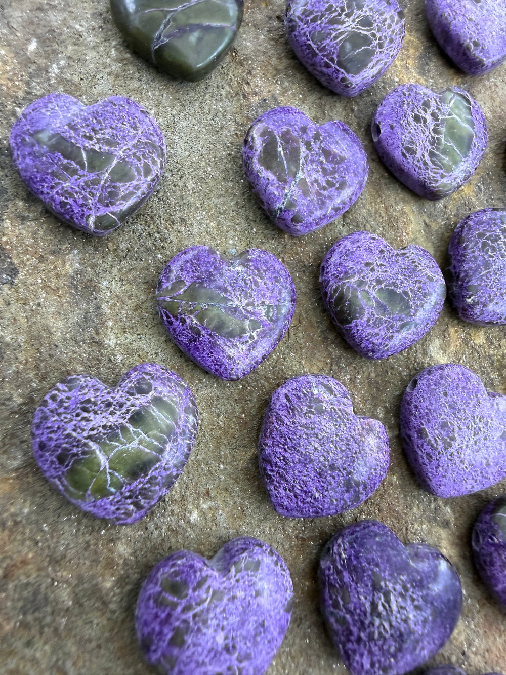Stichite/Atlantisite (Australia) Heart Shaped Focal Beads