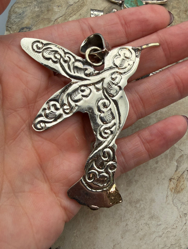 Turquoise and Pink Conch Hummingbird Pendant 51x78mm (Base
