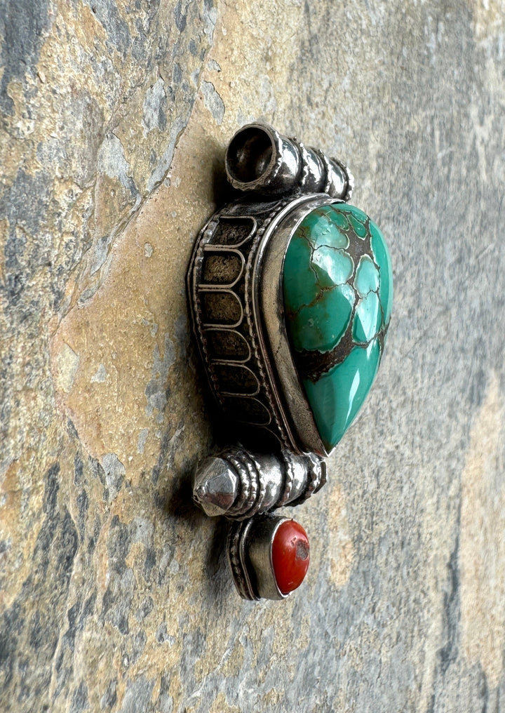 Turquoise and Sterling Silver Pendant with Coral 20x46x15mm