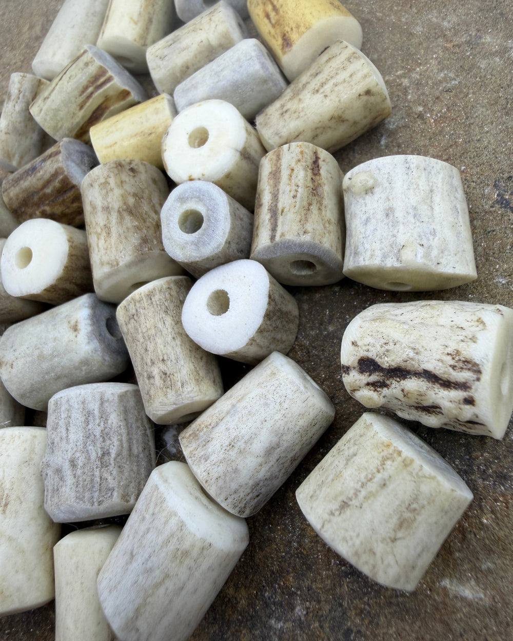 Whitetail Deer Antler Small Beads 8x12-15x18mm Set of 3